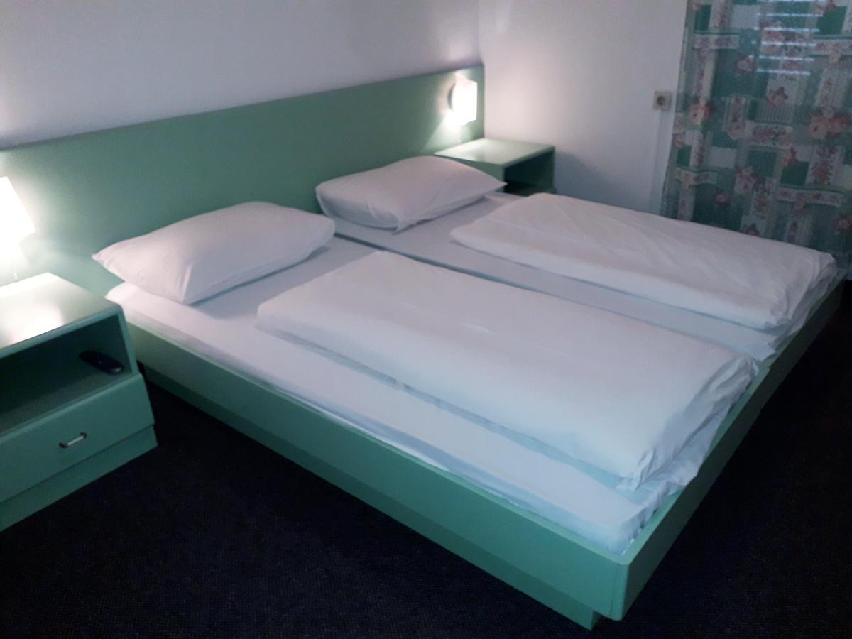 Apartments And Rooms Haludovo - Ribarsko Selo Малинска Екстериор снимка