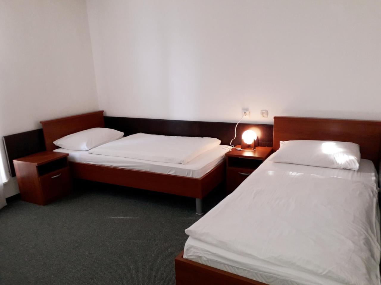 Apartments And Rooms Haludovo - Ribarsko Selo Малинска Екстериор снимка